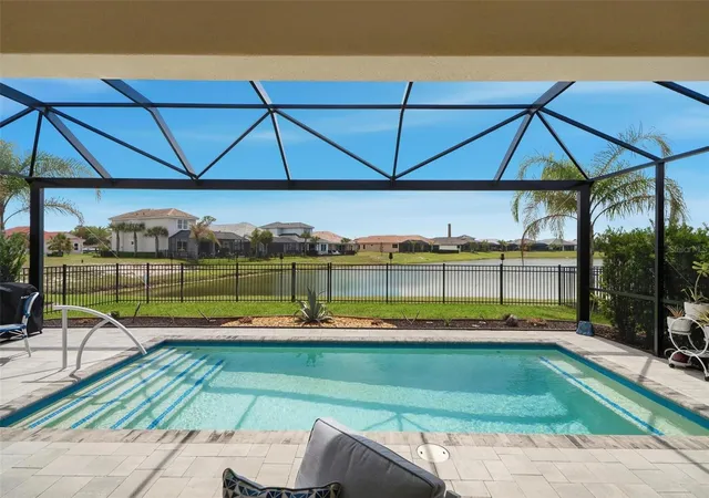 Photo 1 of Single family home for sale at 9 Del Palma Dr, Palm Coast, FL 32137 | MLS# FC317293 | Listing updated on 2026-10-01