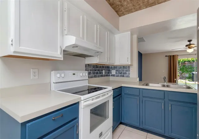 Photo 3 of Townhouse for sale at 14053 Notreville Way, Tampa, FL 33624 | MLS# TB8491506 | Listing updated on 2026-08-26
