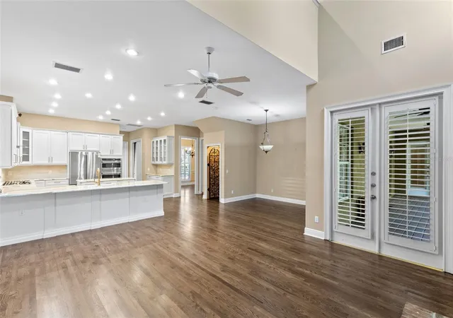 3rd image of 873 Cranes Ct, Maitland, FL 32751 | MLS# O6394418