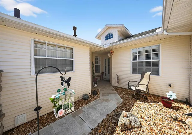 Photo 3 of House for sale at 26627 Racquet Cir, Leesburg, FL 34748 | MLS# G5110237 | Listing updated on 2026-09-19