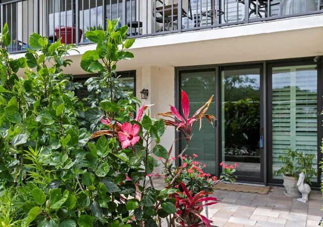 1st image of 100 Oakmont Ln #105, Belleair, FL 33756 | MLS# TB8491539
