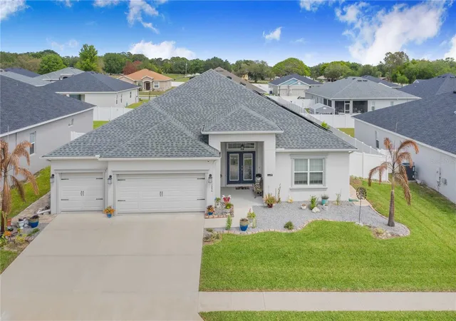 1st image of 1096 Sandpiper Loop, Winter Haven, FL 33881 | MLS# S5146706