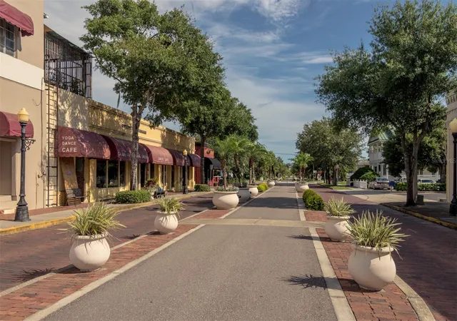2nd image of 39820 Us Hwy 19 N, TARPON SPRINGS, FL 34689
