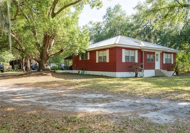 5th image of 3520 Cribbs Dr, Mulberry, FL 33860 | MLS# L4960672