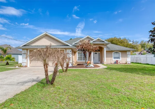 Photo 3 of Single family home for sale at 89 Felwood Ln, Palm Coast, FL 32137 | MLS# V4948179 | Listing updated on 2026-03-29
