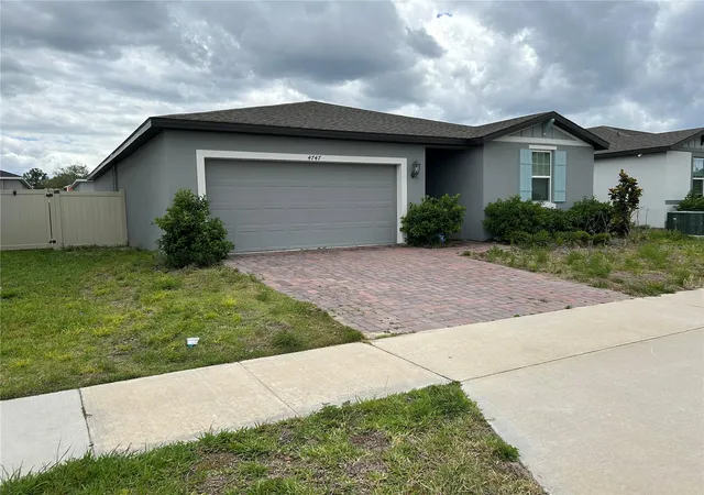Photo 3 of Sale Pending at 4747 Bernard Blvd, Haines City, FL 33844 | MLS# L4960674 | Listing updated on 2026-05-14