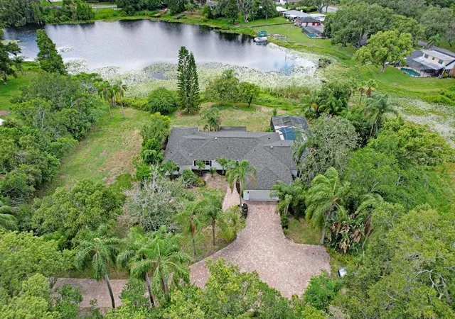 Photo 2 of Single family home for sale at 1350 Eckles Dr, Tampa, FL 33612 | MLS# TB8491587 | Listing updated on 2026-10-07