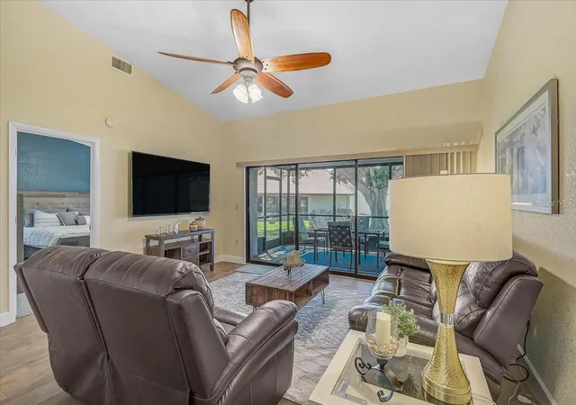 Homes for sale in Venice, FL | 892 Country Club Cir #50, Venice, FL 34293 | MLS# A4687901