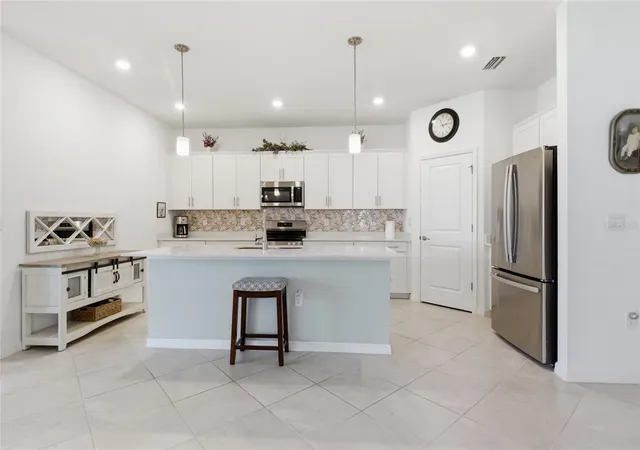 5th image of 19060 Cabernet Ct, Venice, FL 34293 | MLS# N6143637