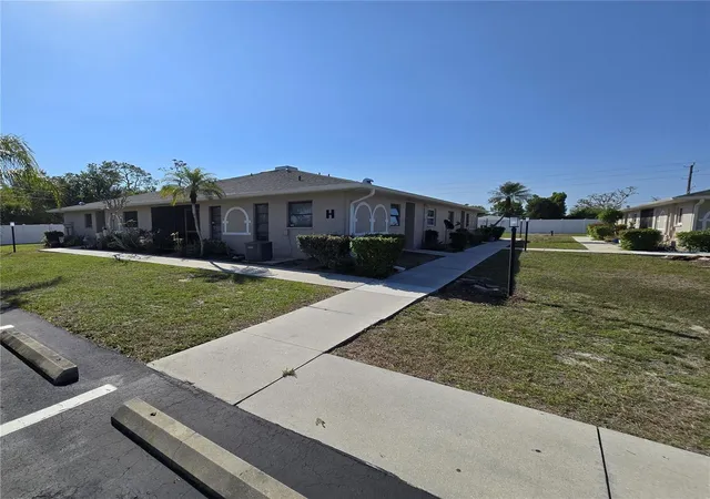 2nd image of 24540 Harborview Rd #H2, Punta Gorda, FL 33980 | MLS# C7524078