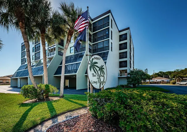 1st image of 9860 62Nd Ter N #1025, St Petersburg, FL 33708 | MLS# TB8491615