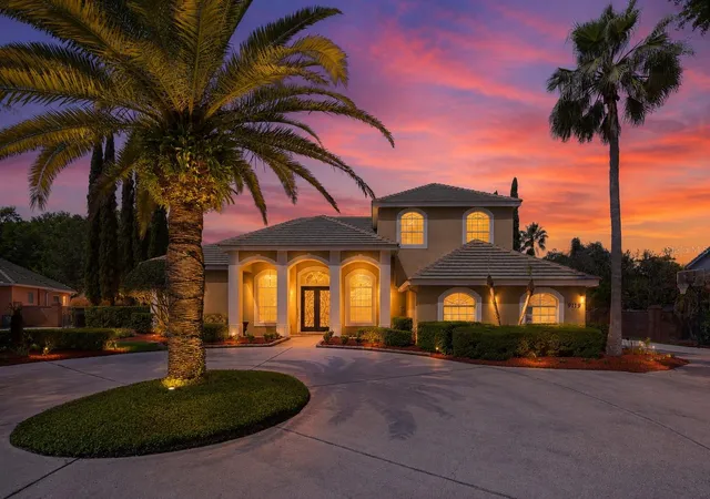 Photo 1 of Single family home for sale at 9119 Balmoral Mews Sq, Windermere, FL 34786 | MLS# S5146725 | Listing updated on 2026-07-17