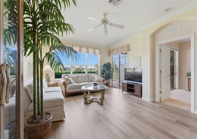4th image of 4924 Whispering Oaks Dr, North Port, FL 34287 | MLS# A4687915