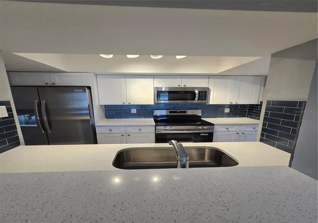 Listing Photo 5 - Condo for sale in building located at 4836 Onyx Ln, NEW PORT RICHEY, FL 34652 - Unit #B