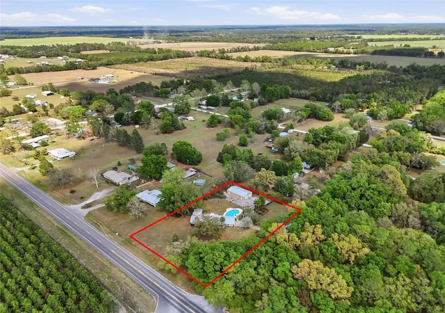 Homes for sale in Trenton, FL | 980 Sw 105th St, Trenton, FL 32693 | MLS# GC538937