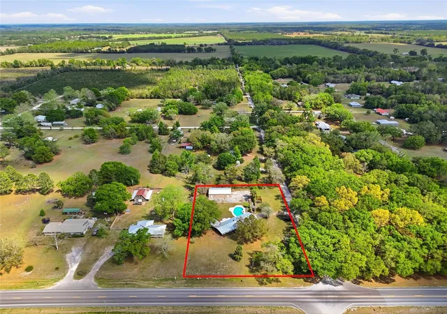 Homes for sale in Trenton, FL | 980 Sw 105th St, Trenton, FL 32693 | MLS# GC538937