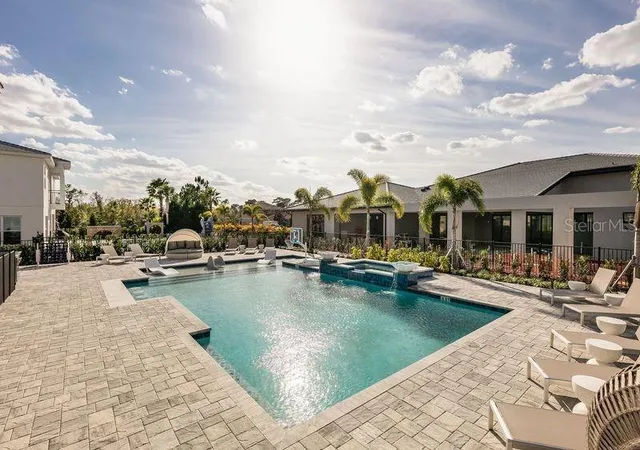 Photo 3 of Mansion for sale at 1008 Coyote Crk Way, Reunion, FL 34747 | MLS# O6394529 | Listing updated on 2026-09-12