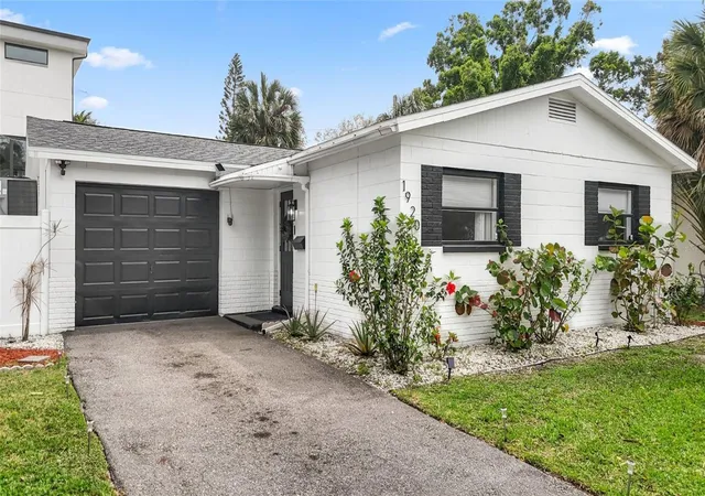 Photo 3 of Single family home for sale at 1920 New Hampshire Ave NE, Saint Petersburg, FL 33703 | MLS# TB8491638 | Listing updated on 2026-08-30