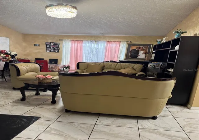 4th image of 3407 Lake Tiny Cir, Orlando, FL 32818 | MLS# O6394534
