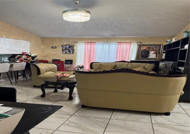 5th image of 3407 Lake Tiny Cir, Orlando, FL 32818 | MLS# O6394534