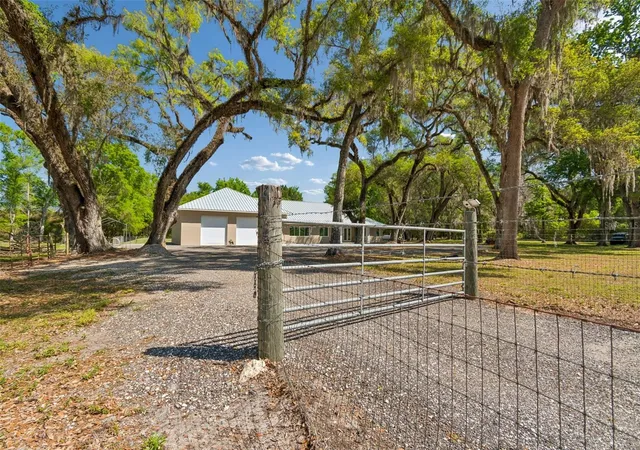 4th image of 4300 Cr 673, Bushnell, FL 33513 | MLS# TB8491648