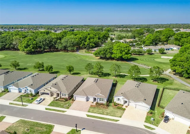 2nd image of 4982 Nw 39th Loop, Ocala, FL 34480 | MLS# OM721707