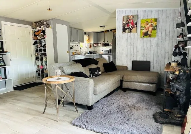 Photo 4 of Manufactured home for sale at 7161 Schering St, Weeki Wachee, FL 34613 | MLS# W7884339 | Listing updated on 2026-05-14
