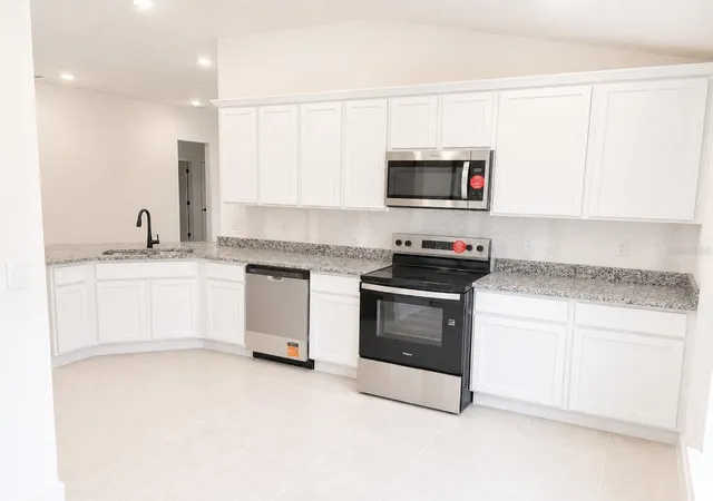 Photo 3 of Single family home for sale at 1639 Ann Rose Way, Leesburg, FL 34748 | MLS# O6394554 | Listing updated on 2026-10-06