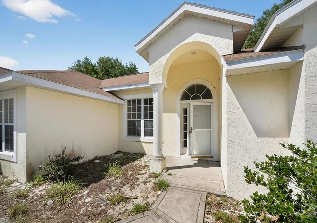 2nd image of 2518 Maywood St, Eustis, FL 32726 | MLS# O6394555