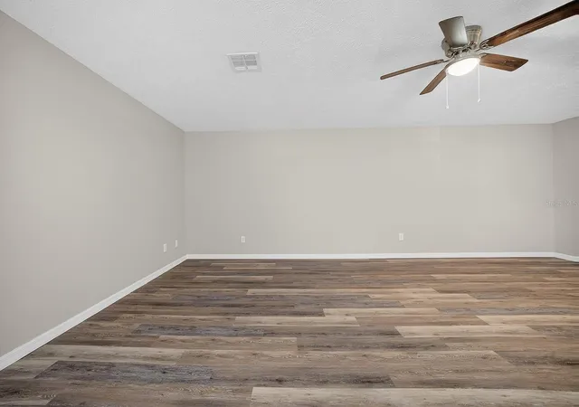 Photo 4 of House for sale at 2948 Tangerine Ct, Leesburg, FL 34748 | MLS# G5110262 | Listing updated on 2026-09-25