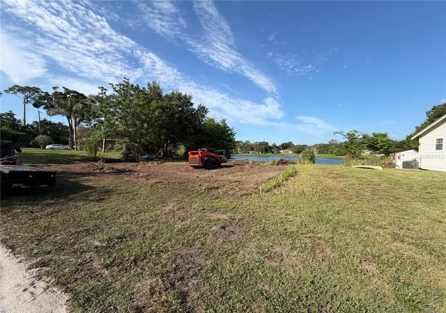 Homes for sale in Debary, FL | 257 Lake Ln, Debary, FL 32713 | MLS# V4948188