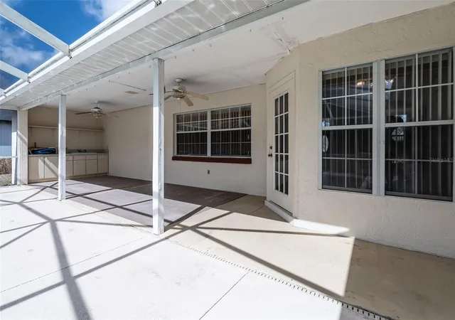 Photo 5 of Single family home for sale at 3948 SW 157th Place Rd, Ocala, FL 34473 | MLS# OM721714 | Listing updated on 2026-08-23