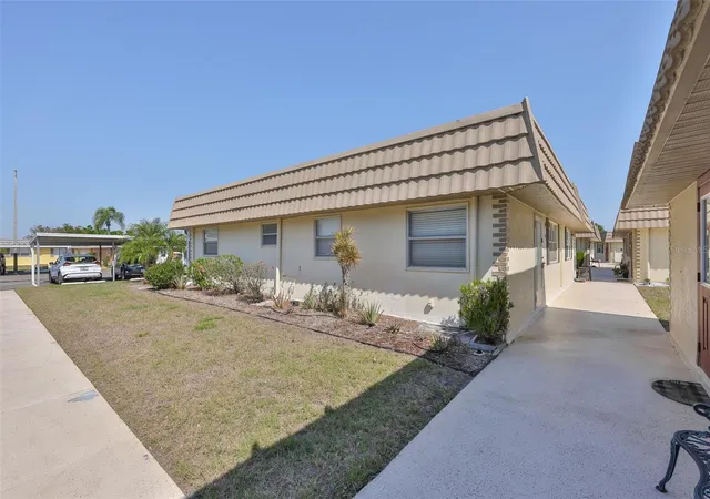 1st image of 202 Bedford St, SUN CITY CENTER, FL 33573
