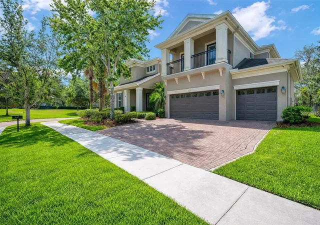 Photo 3 of Sale Pending at 5117 Longspur Ct, Lithia, FL 33547 | MLS# TB8491717 | Listing updated on 2026-09-02
