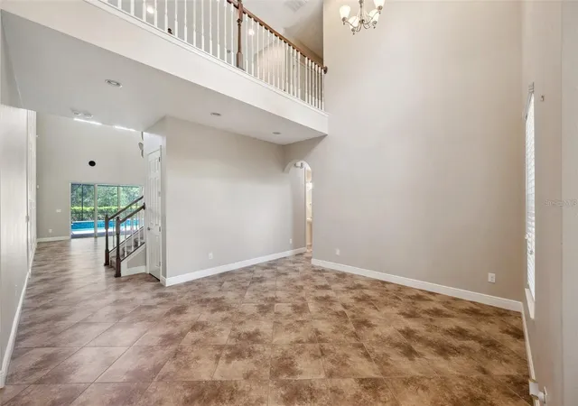 Photo 4 of Sale Pending at 5117 Longspur Ct, Lithia, FL 33547 | MLS# TB8491717 | Listing updated on 2026-09-02