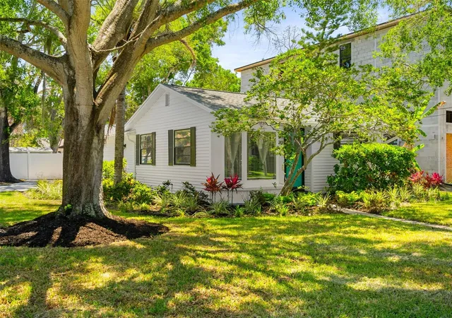 Homes for sale in Tampa, FL | 2118 S Venus St, Tampa, FL 33629 | MLS# TB8491739