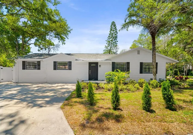 Homes for sale in Tampa, FL | 2118 S Venus St, Tampa, FL 33629 | MLS# TB8491739