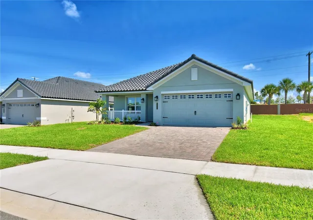 Homes for sale in Auburndale, FL | 4473 Juliana Lake Dr, Auburndale, FL 33823 | MLS# L4960681