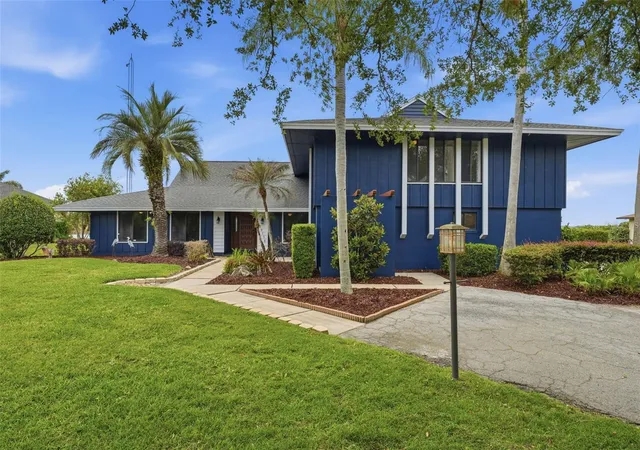 Photo 3 of Single family home for sale at 29116 Beauclaire Dr, Tavares, FL 32778 | MLS# G5110271 | Listing updated on 2026-10-06