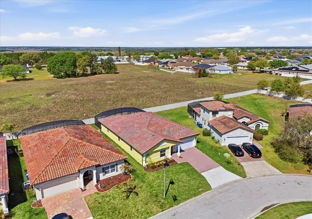 Photo 1 of Single family home for sale at 363 Villa Sorrento Cir, Haines City, FL 33844 | MLS# O6394616 | Listing updated on 2026-08-11