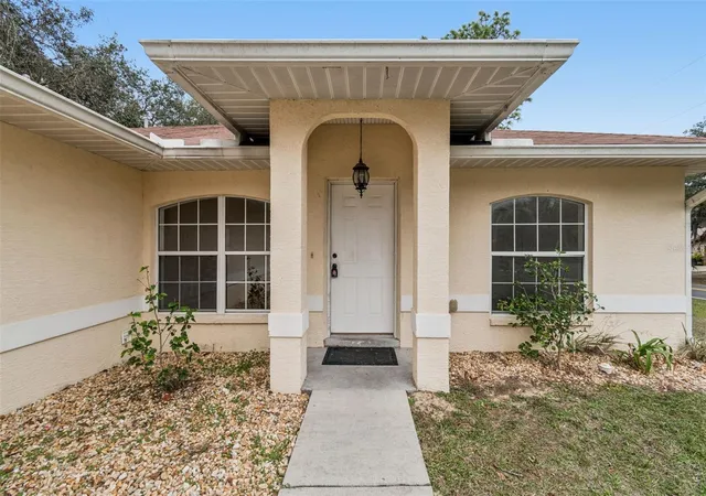 Homes for sale in Inverness, FL | 14 S Charles Ave, Inverness, FL 34453 | MLS# TB8491775
