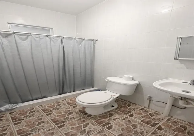 Homes for sale in Guayama, PR | 46 N Calle Barcelona, Guayama, PR 00784 | MLS# PR9120282