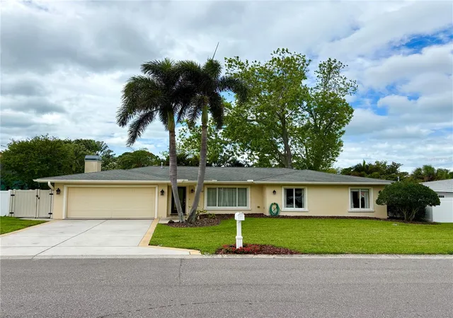 2nd image of 1348 High Bluff Dr, Largo, FL 33770 | MLS# TB8491805