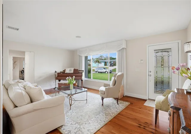 3rd image of 1348 High Bluff Dr, Largo, FL 33770 | MLS# TB8491805