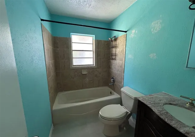 37th image of 1031 30th Ave E, Bradenton, FL 34208 | MLS# A4687988