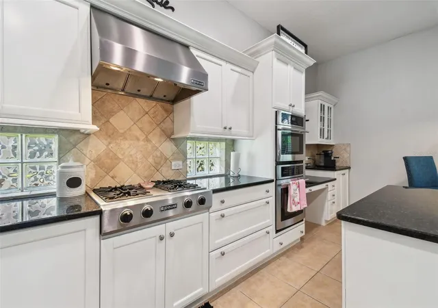 3rd image of 3025 Naughton Wy, Tarpon Springs, FL 34688 | MLS# TB8491830