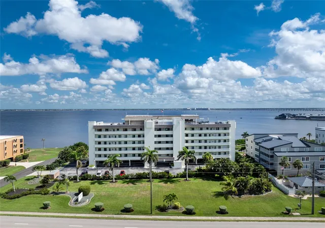 Homes for sale in Punta Gorda, FL | 1500 Park Beach Cir #3D, Punta Gorda, FL 33950 | MLS# C7524095