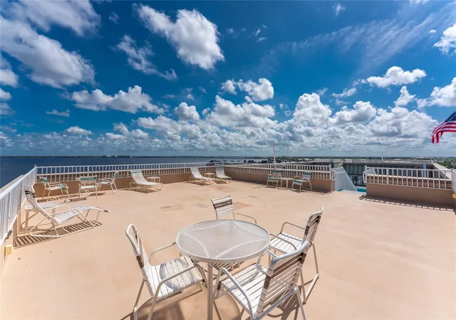 Homes for sale in Punta Gorda, FL | 1500 Park Beach Circle, Punta Gorda, FL 33950 | Houzeo