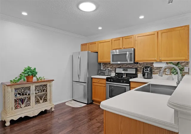 Photo 1 of House for sale at 17431 SE 93rd Retford Ter, The Villages, FL 32162 | MLS# R4910963 | Listing updated on 2026-09-26