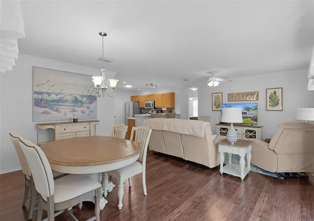 Photo 3 of House for sale at 17431 SE 93rd Retford Ter, The Villages, FL 32162 | MLS# R4910963 | Listing updated on 2026-09-26